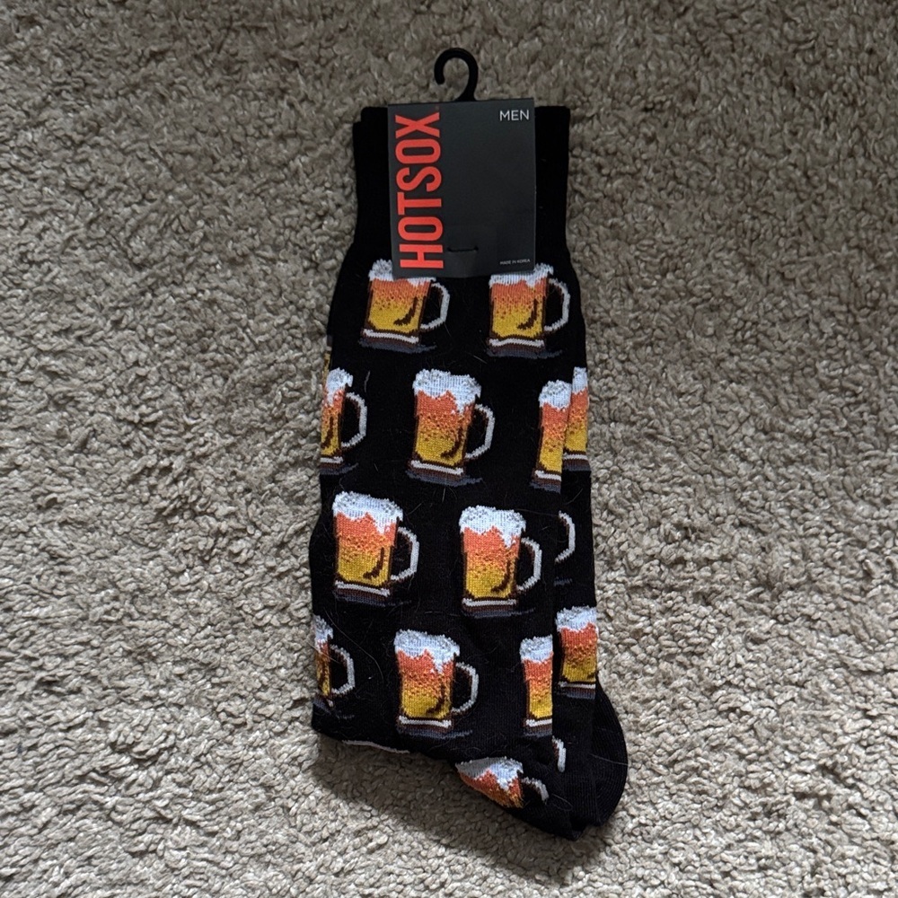 Hot Sox Men's Black Beer Pattern Socks